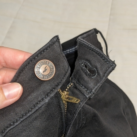 Holister High Rise Jean Leggings size 3 short - Picture 2 of 7